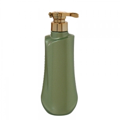 Bottiglie di shampoo in plastica verde di forma speciale da 500 ml