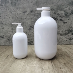 bottiglie di shampoo
